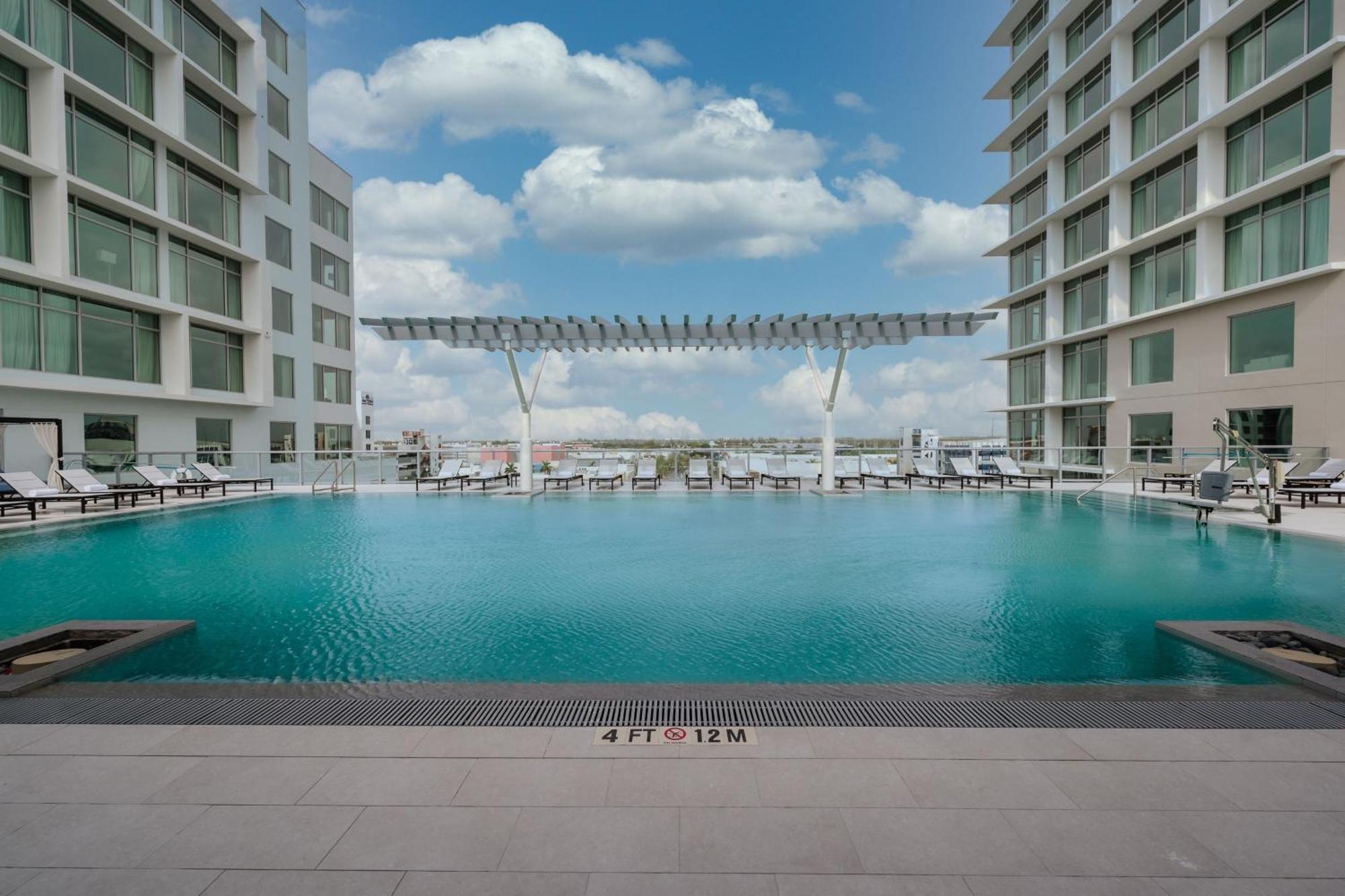 Marriott Fort Lauderdale Airport دانيا بيتش المظهر الخارجي الصورة